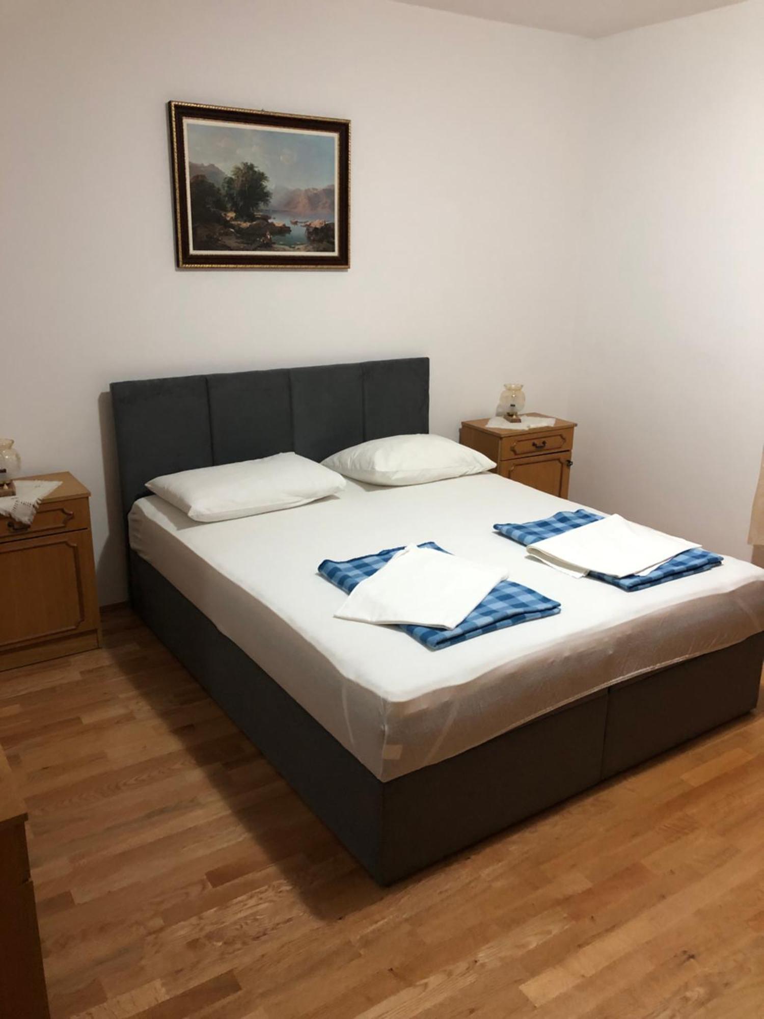 Bobo App * Senj (Lika-Senj)